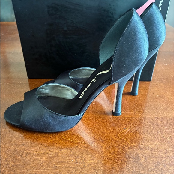 Nina Black Luster Open-Toe 3.5" Heels Sz 9 - Picture 3 of 6